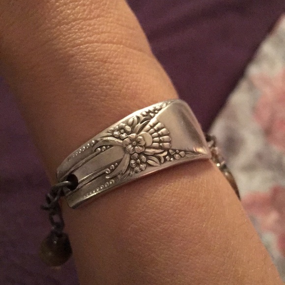 NWT Jasper Heart Antique Spoon Bracelet - Picture 2 of 5